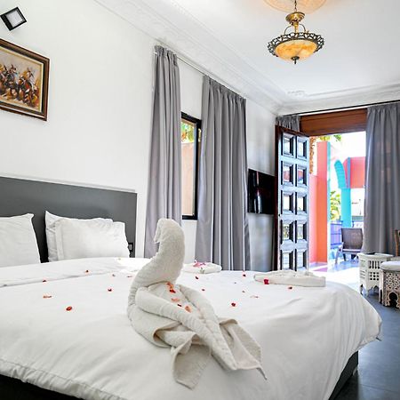 Guest House Qodwa Sidi Abdallah Ghiat ภายนอก รูปภาพ