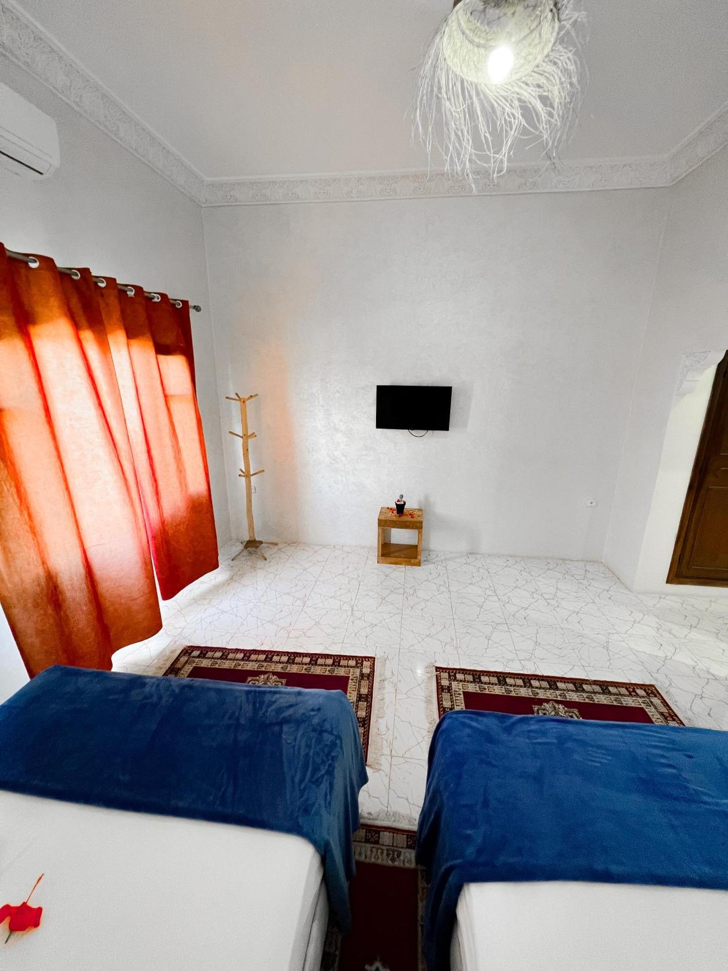 Guest House Qodwa Sidi Abdallah Ghiat ภายนอก รูปภาพ