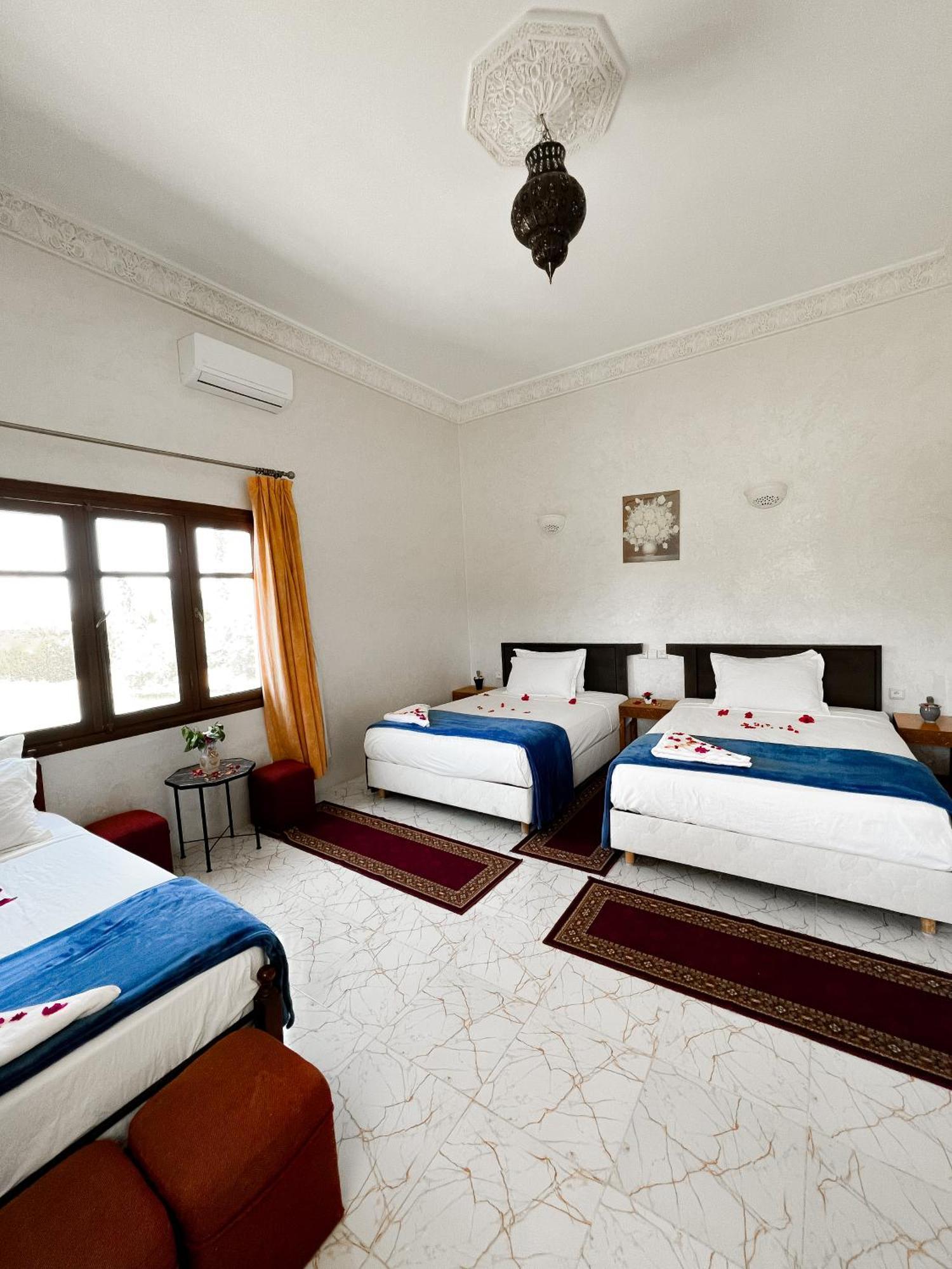 Guest House Qodwa Sidi Abdallah Ghiat ภายนอก รูปภาพ