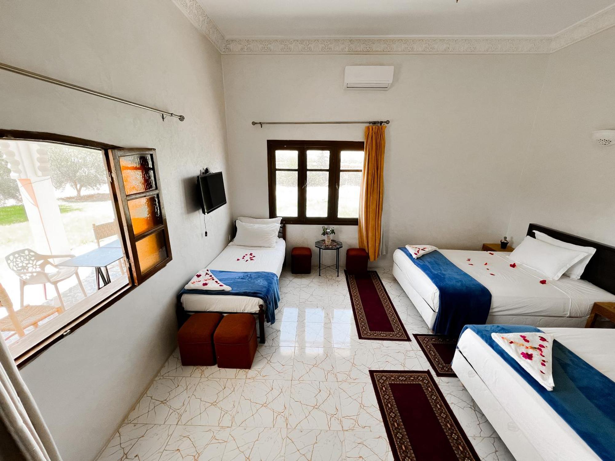 Guest House Qodwa Sidi Abdallah Ghiat ภายนอก รูปภาพ